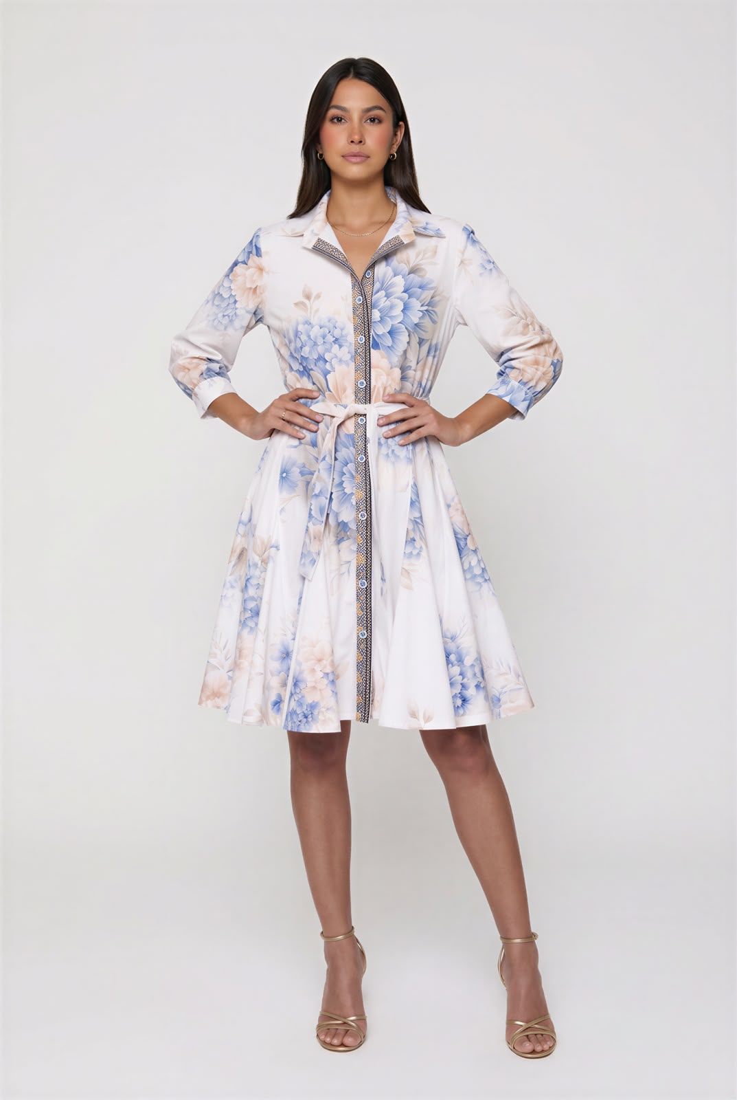 VESTIDO CORTO NESGAS